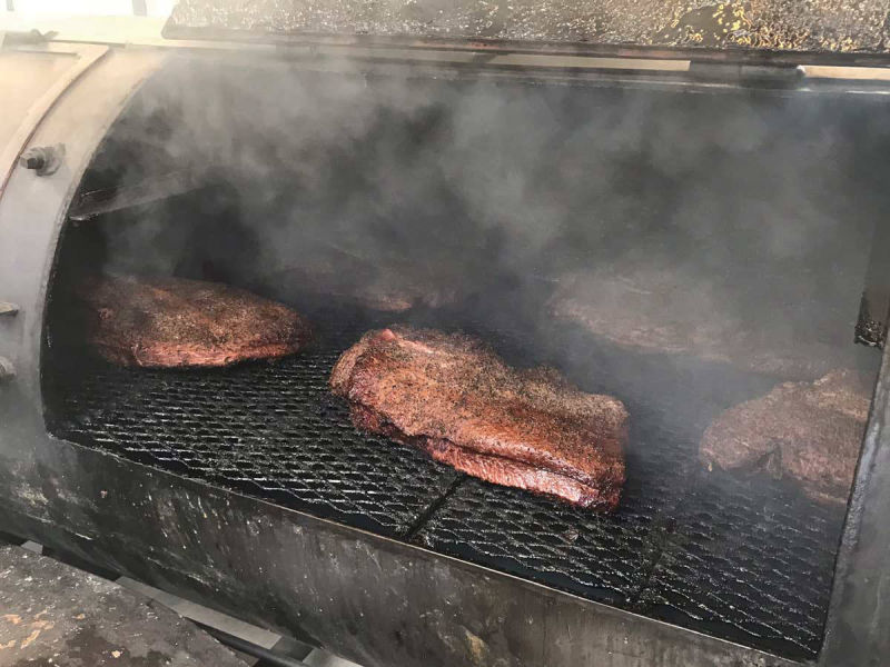 BigOs-Pit-BBQ-Brisket smoking grill